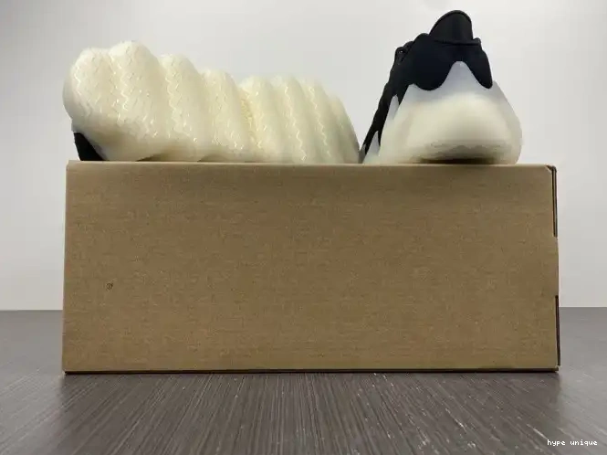 hype 400 H68031 YEEZY ADIDAS 0513